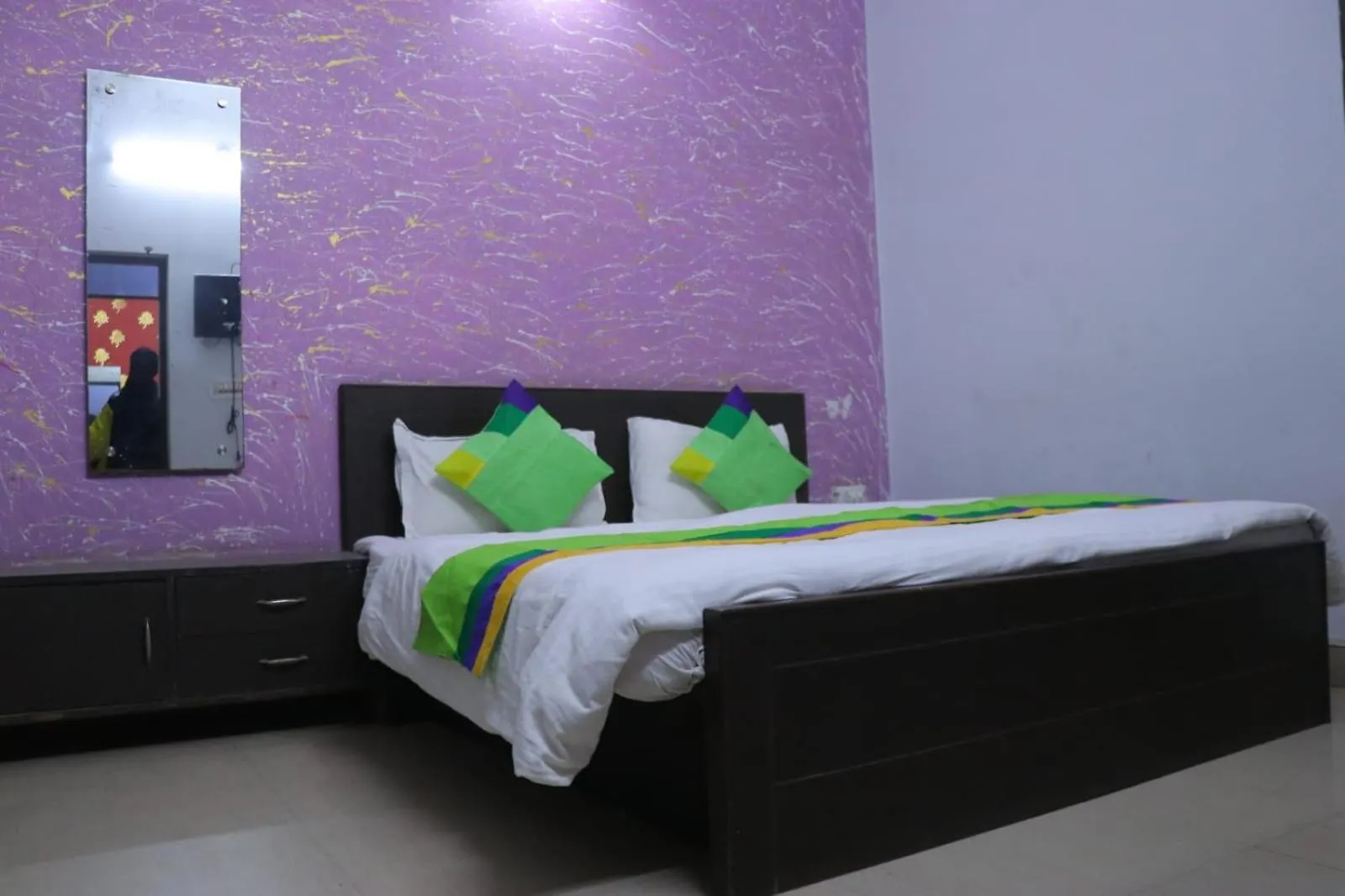 Hotel Diamond Tree By Dream Homes Group Agra  Guest house