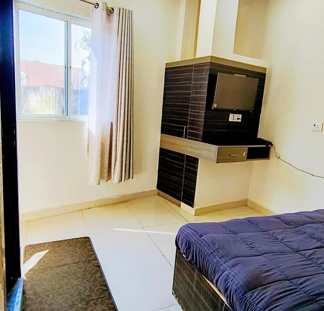 Guest house Hotel Diamond Tree By Dream Homes Group Agra