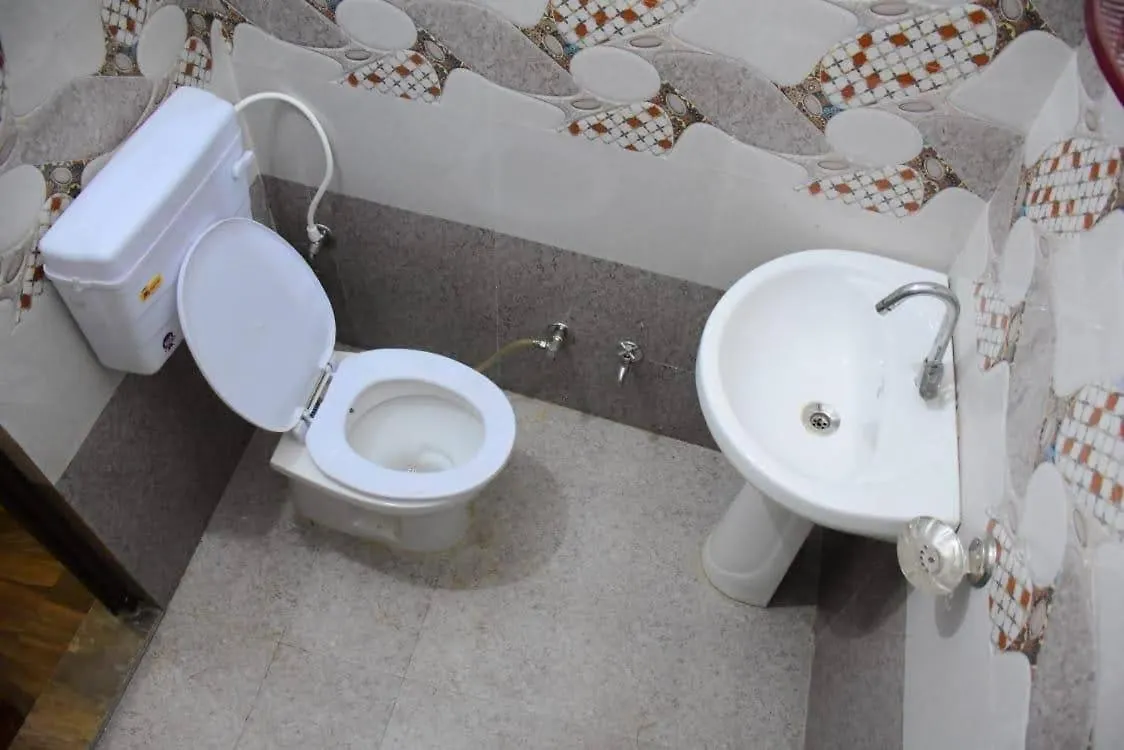 Guest house Hotel Diamond Tree By Dream Homes Group Agra
